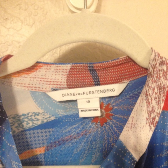 DVF silk blouse multi color EUC size L - Picture 4 of 6